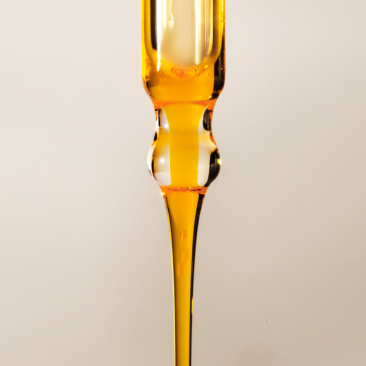 heavenly-sixteen-all-in-one-face-oil-x6 H16-Close-Ups.jpg