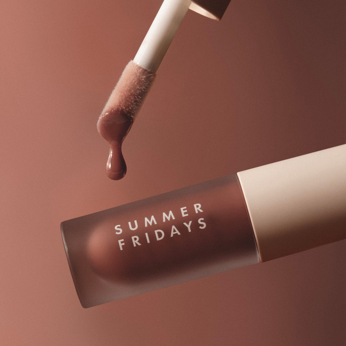 dream-lip-oil-warm-beige-l8 PDP_DLO-WarmBeige-1.jpg